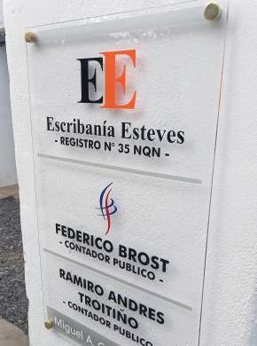 Letras corpóreas IMO Instituto Médico